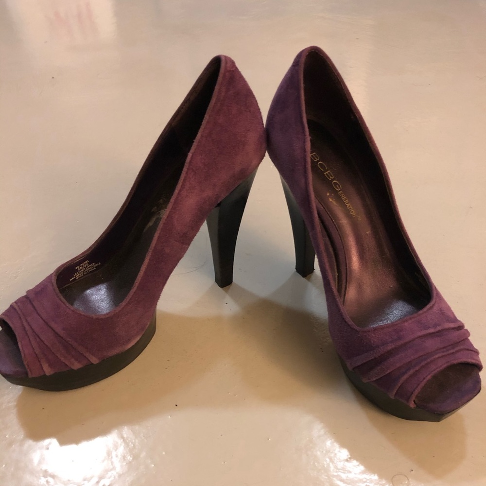 BCBG heels